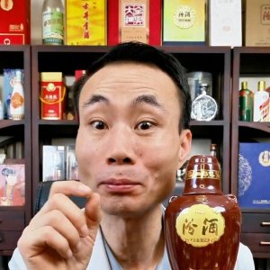 ​二十年汾酒价格表(青花瓷二十年汾酒价格)