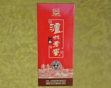 ​庐州老窖酒价格  百年庐州老窖窖龄酒