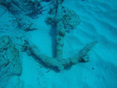 ​尼罗河附近的阿布基尔湾河底首现希罗多德描述的古埃及商船“巴里斯”