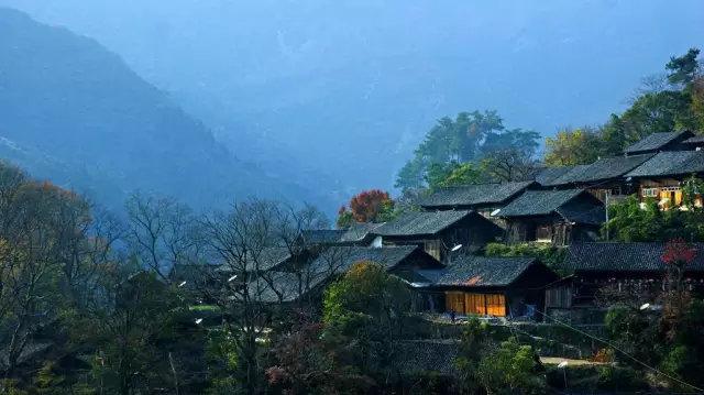 《怒晴湘西》爆火，这片自带神奇色彩的秘境，远比你想象的更“勾魂”