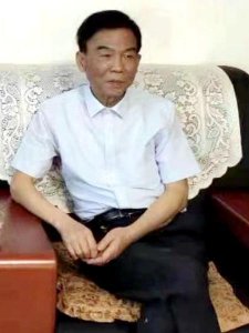 ​记“免疫力素”药的发明人曹赫扬